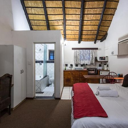Khaya La Manzi Guest Lodge Hibberdene Eksteriør bilde
