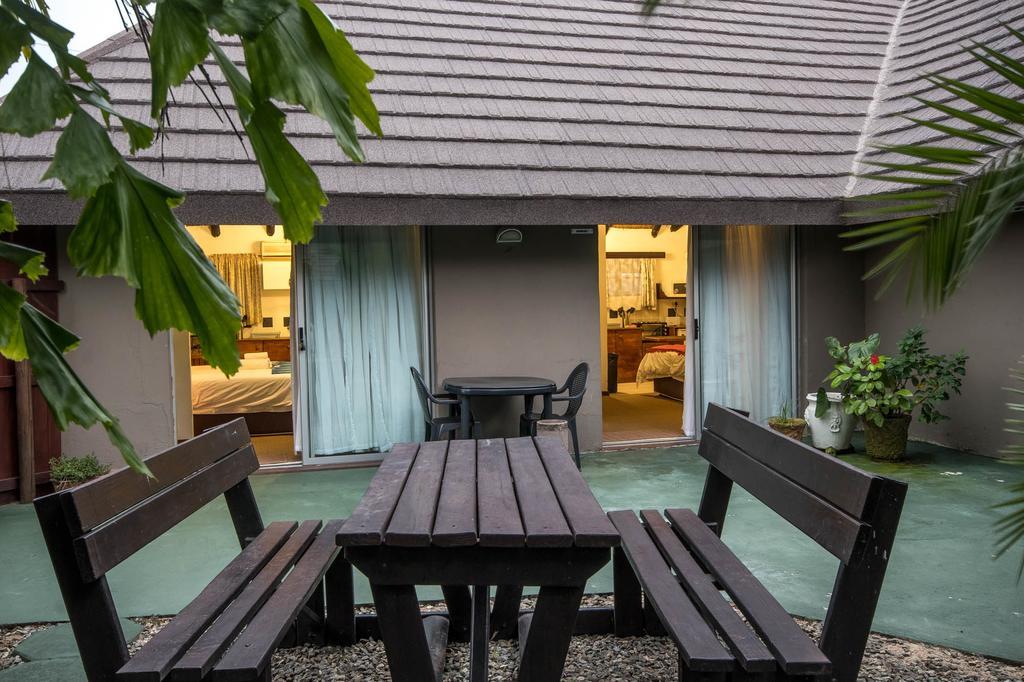 Khaya La Manzi Guest Lodge Hibberdene Eksteriør bilde