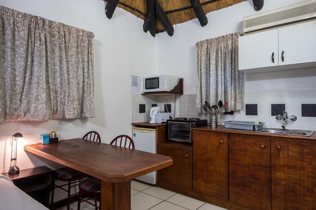 Khaya La Manzi Guest Lodge Hibberdene Eksteriør bilde